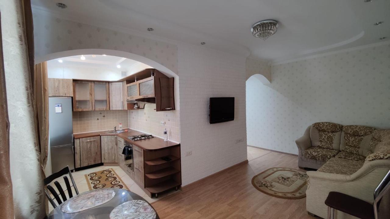 Stefan Cel Mare 64 Apartment Chisinau Luaran gambar